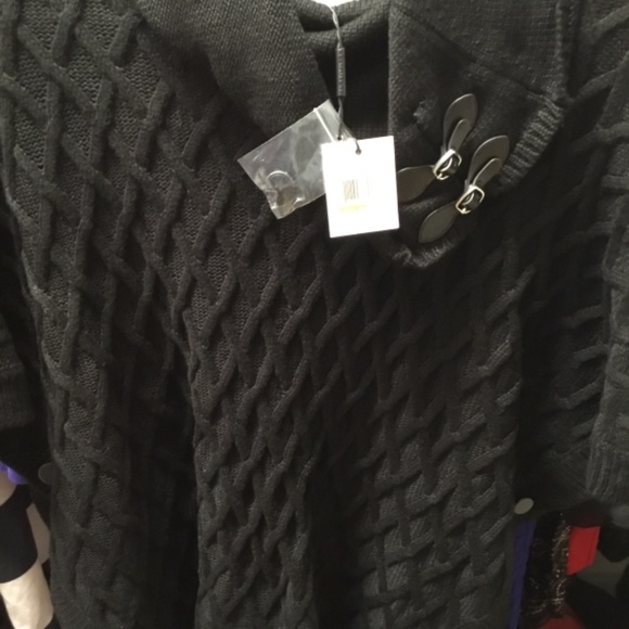 Calvin Klein Black Shaw - Picture 3 of 4